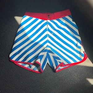 Chubbies Mens 5.5” Red Blue Swim Trunks Small